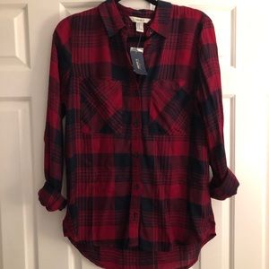 NWT Forever 21 Red/Navy Plaid Woven Button Down
